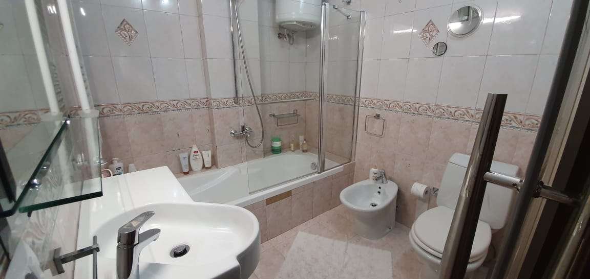 APARTAMENT LUX 3+1+2 PER QIRA NE VOLLGA